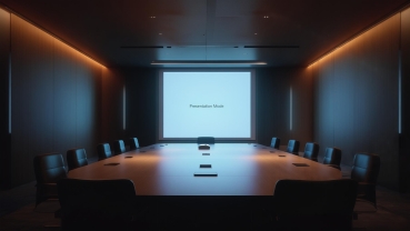 Mittelgroßer Schulungs- und Seminarraum